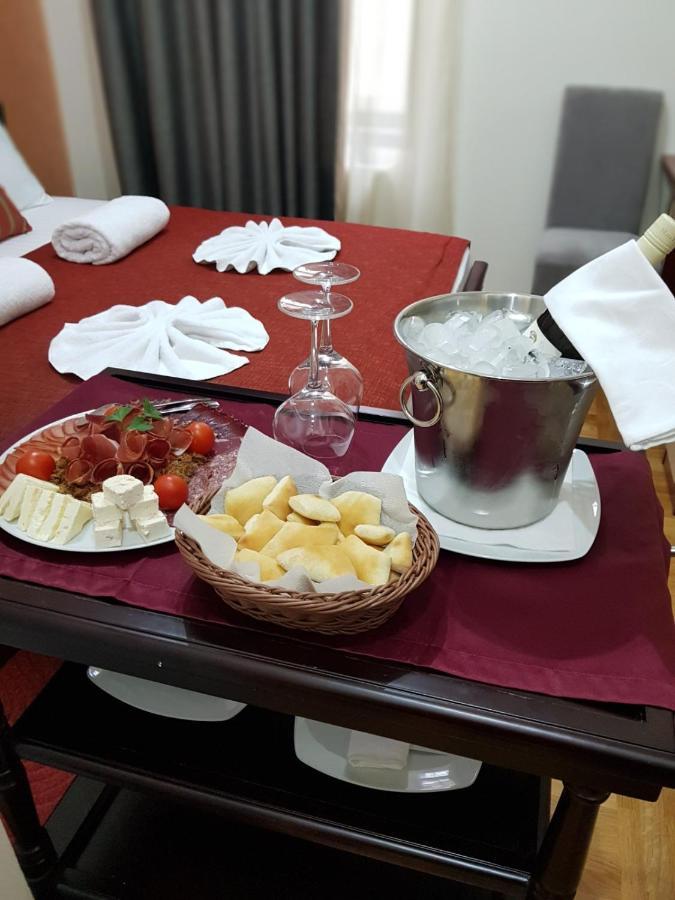 Hotel Kutko Pančevo Eksteriør billede