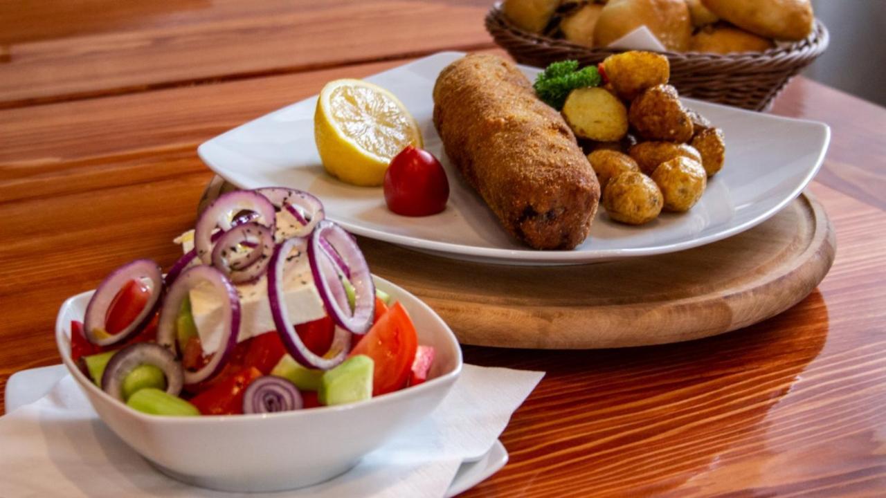 Hotel Kutko Pančevo Eksteriør billede